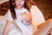 [GIRLT果团网] 2017-06-27 NO.021 水花花不是水哗哗 天真萝莉 [31+1P]-套图岛