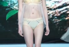 2019金肚兜内衣盛典走秀现场[mp4/187M]-套图岛