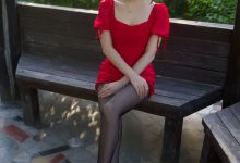 小女巫露娜 - NO.23 户外小红裙 [66P-42MB]-套图岛