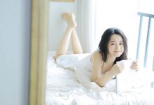 性感吊带美女妩媚妖娆写真图片-套图岛