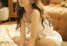 长腿美女模特丰满性感私房写真-套图岛