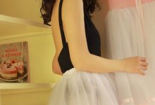 艺校美女大学生吊带裸背美女图片-套图岛