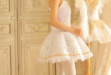 丸子头美女吊带白丝美腿写真-套图岛