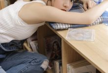 诱人背带裤美女尤物性感私房写真-套图岛