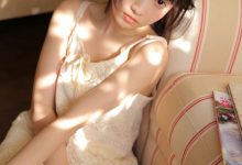 诱人美女模特白嫩清新美女图片-套图岛