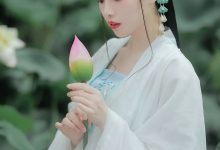 [YITUYU艺图语]2022.06.16 采莲曲 _喵喵家的小鱼干_[22+1P／393MB]-套图岛