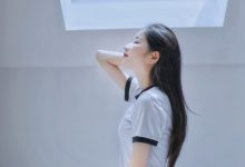 [YITUYU艺图语]2022.12.29 阁楼里的素白 小静[25+1P／594MB]-套图岛