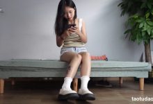 Pary摄影视频 006 大学生诗诗脱鞋袜贴上纹身贴展示36码娇小美脚[1V／2.1GB]-套图岛