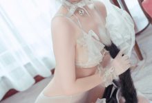 [XiuRen秀人网] 2024.09.24 No.9197 汐汐爱吃草莓 [80+1P]-套图岛