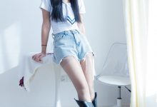 物恋传媒 NO.2272 岚岚-长靴、薄咖丝（脚尖加固款、仅在灰丝里打底）、薄灰丝（脚尖加固款）、两双丝袜叠穿模拟脚夹东西剧情[195P-1V-4.49G]-套图岛