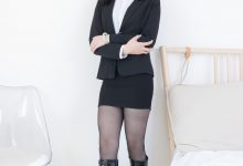 物恋传媒 NO.2306 青柠-高跟长靴、薄黑丝（脚尖加固款）、ol制服[260P-1V-6.48G]-套图岛