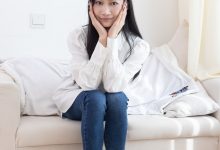 物恋传媒 No.2418 小影-帆布鞋、白棉袜、短白丝、裸足 [170P1V-5.35GB]-套图岛