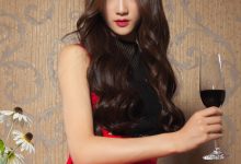 [Ligui丽柜] 2025.11.12 只有丝袜和红酒作伴的失恋女孩 微微 [63P-98MB]-套图岛