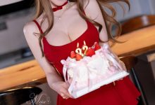 咬一口兔娘(Yiko湿润兔) –  2025年12月 圣诞生日限定 Birthday Party[48P+1V-1.02G]-套图岛