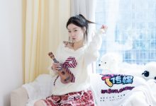 物恋传媒 No.2595 水蜜桃-板鞋、白棉袜、裸足 [161P1V-4.14GB]-套图岛