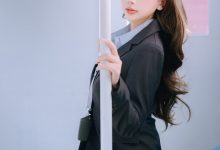 日奈娇 – NO.255 电车上班族-套图岛